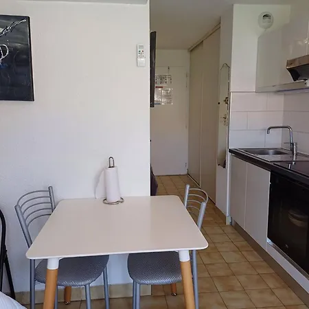Apartment A Avec Parking Inclus - Fr-1-571-68 Balaruc-les-Bains